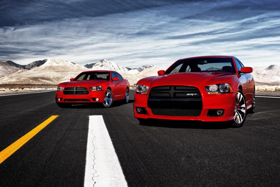  Dodge Charger SRT8 2012 года  (фото 6 из 60)